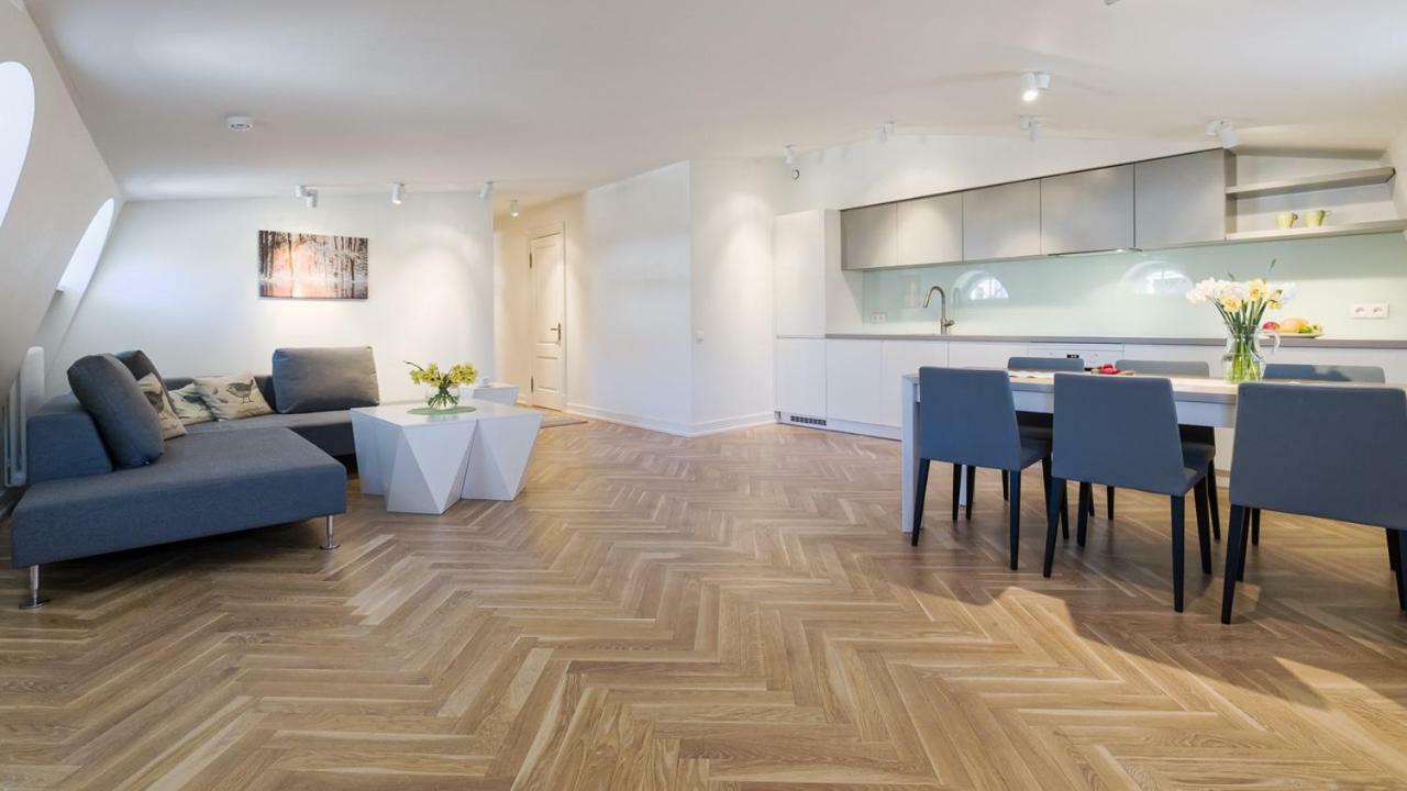 Great Apartament In A Heart Of Tallinn Exterior photo