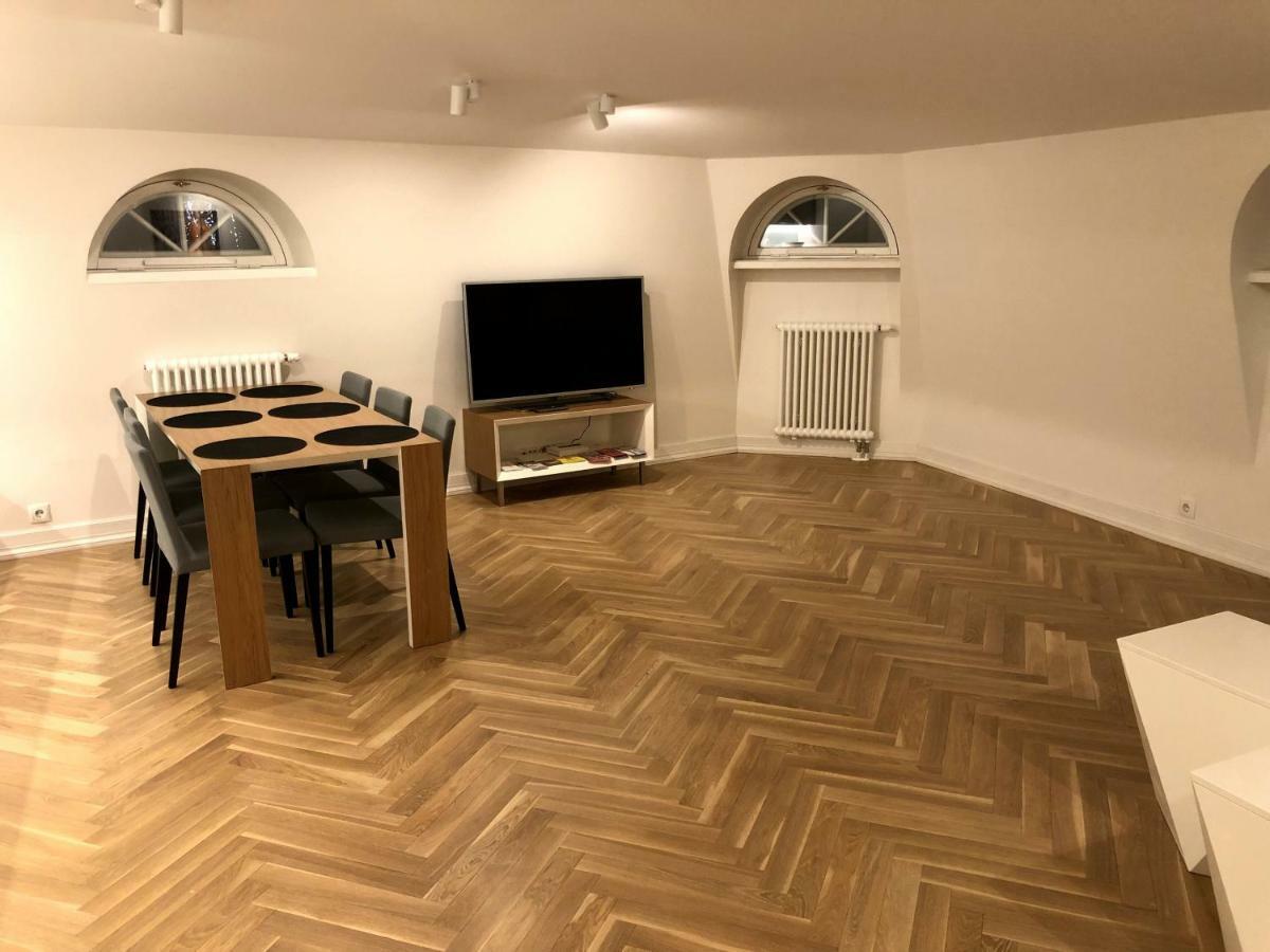 Great Apartament In A Heart Of Tallinn Exterior photo