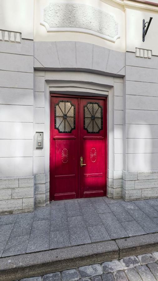 Great Apartament In A Heart Of Tallinn Exterior photo