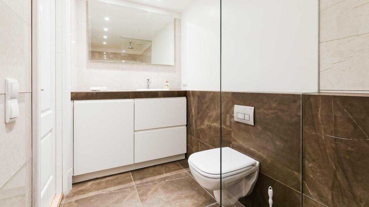 Great Apartament In A Heart Of Tallinn Exterior photo